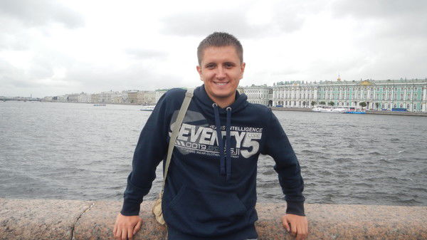 Максим Максим