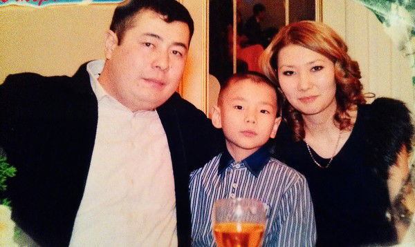 Яна Садбекова