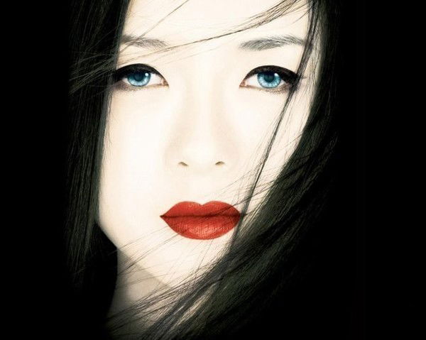 Юлия Устинова