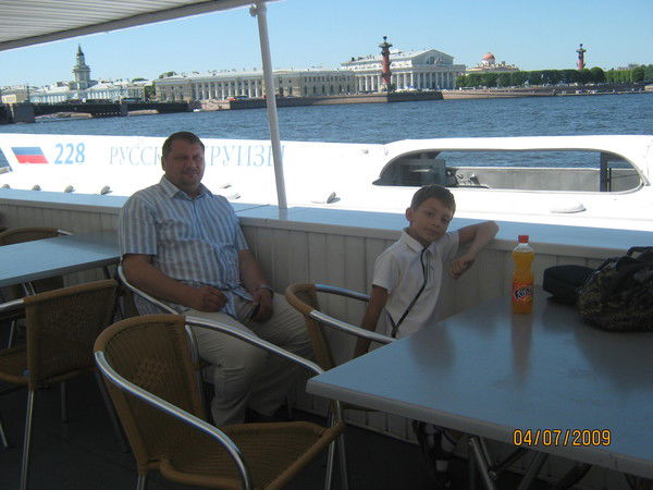 Игорь Лапов