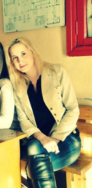 Оля Назарова