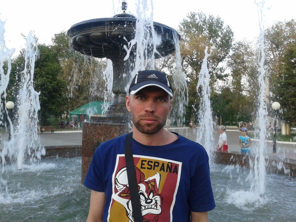 Александр Симонов