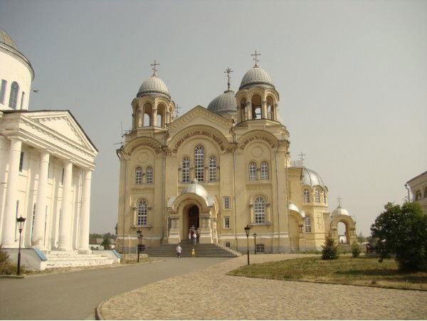 Валерий Белов