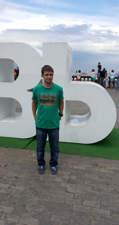 Толя Анатолий