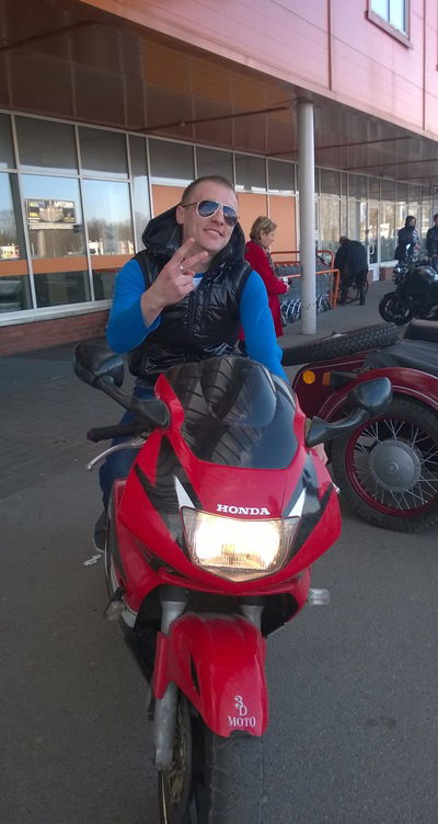 Александр Немов