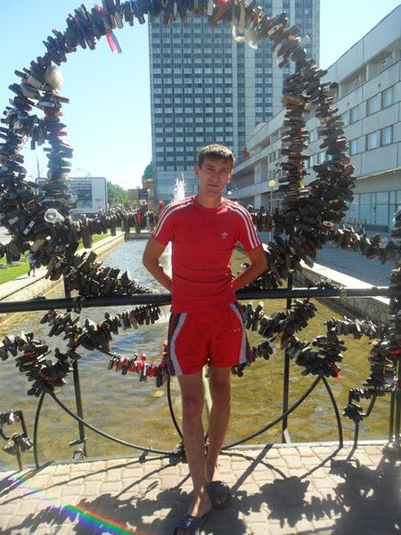 Олег Барсанов