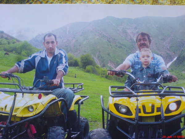 Александр Халмуратов