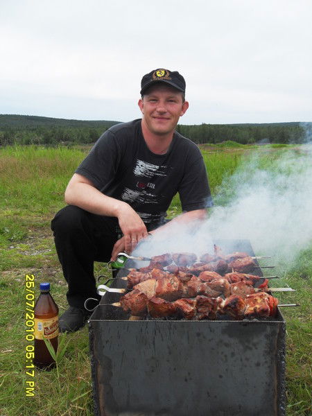 Женя Лештаев