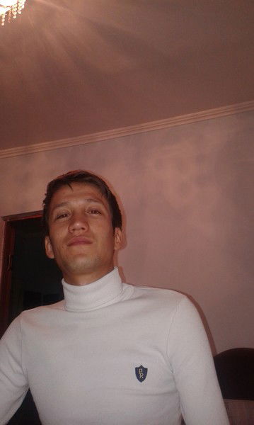 Аскар Абдухамитов