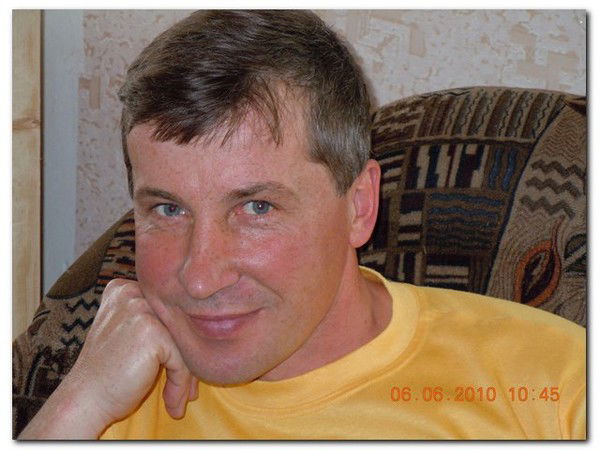 Олег Петров