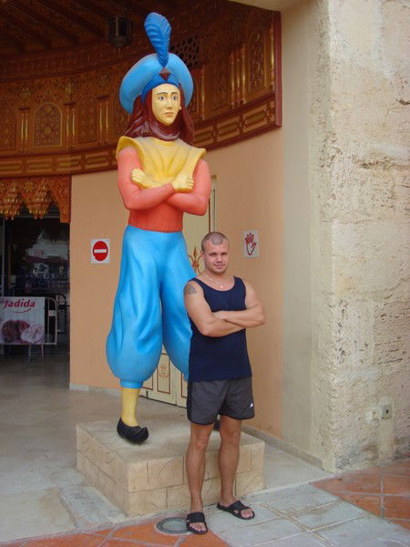 Павел Антипов