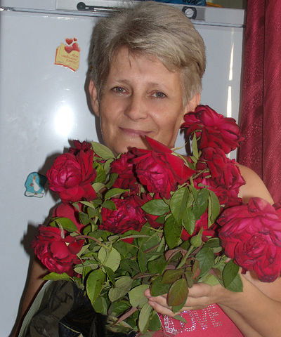 Любовь Бражник