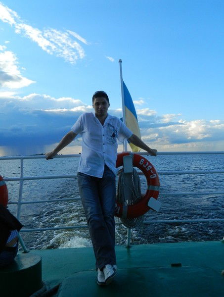 Александр Бондаренко