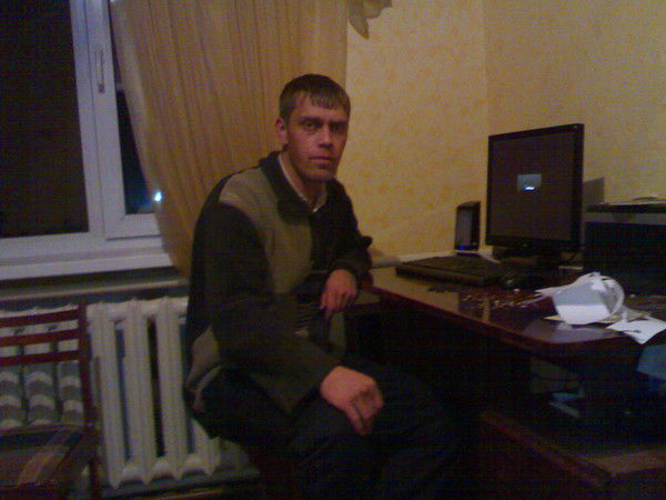 Юрий Кариев