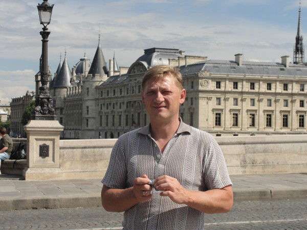 Неизвестно Неизвестно