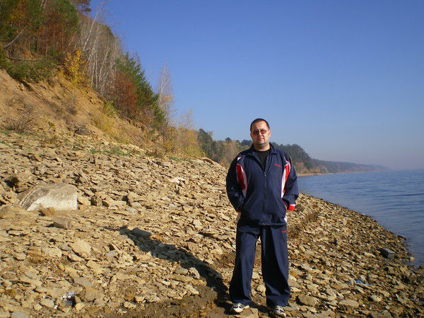 Денис Никишин