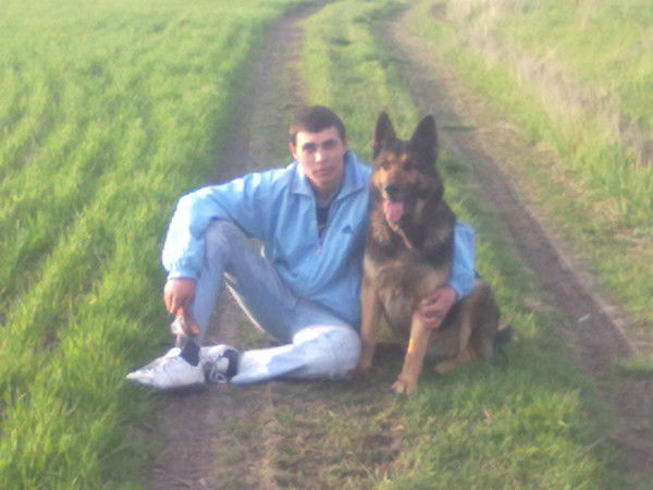 Виктор Белов