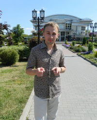 Антон Салов