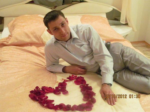 Антон Сергеев