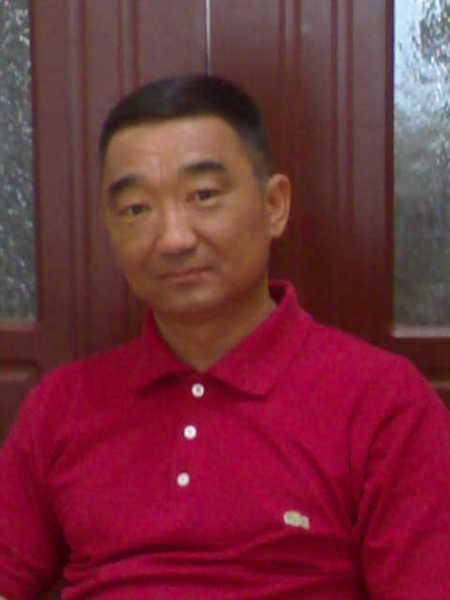 Kairat Amangolob