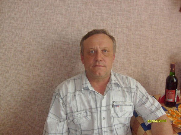 Александр Нарожный