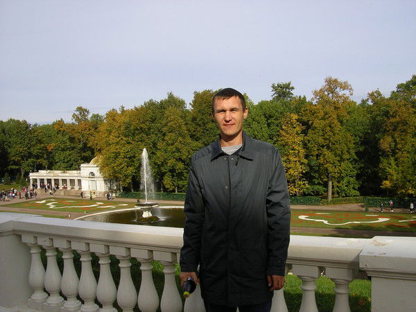 Владимир Толстых