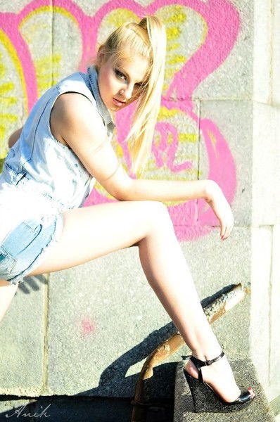 Наська ))))))))))