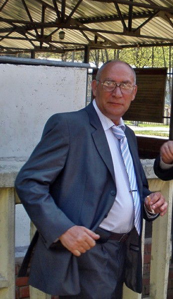 Юрий Лещенко