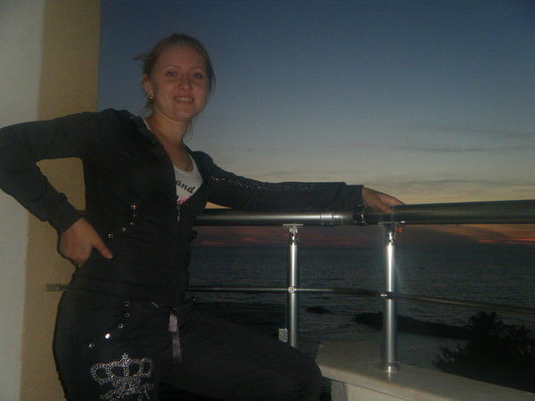 Юля Выприцкая