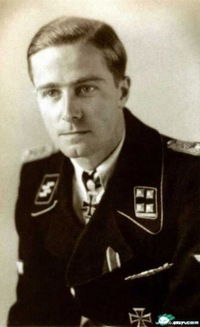 Максимилиан Пайпер