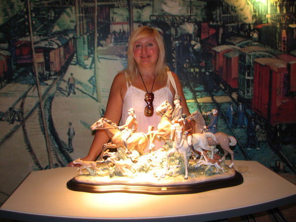 Лариса Генне