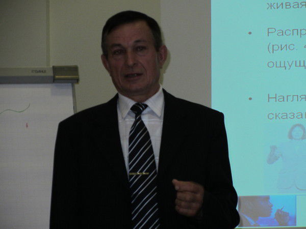 Виктор Виноградов