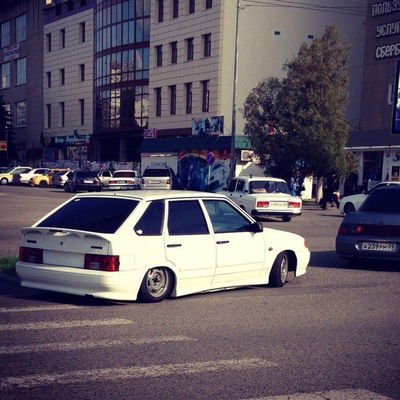 Женя Александров