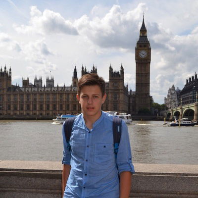 Егор Николаенко