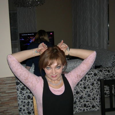 Илона Тихолоз