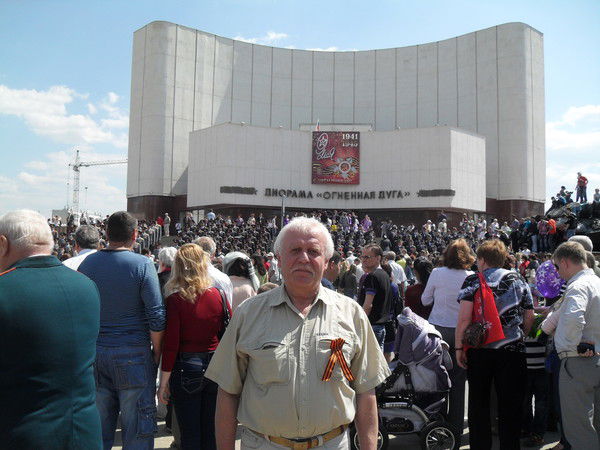 Валерий Емельянов