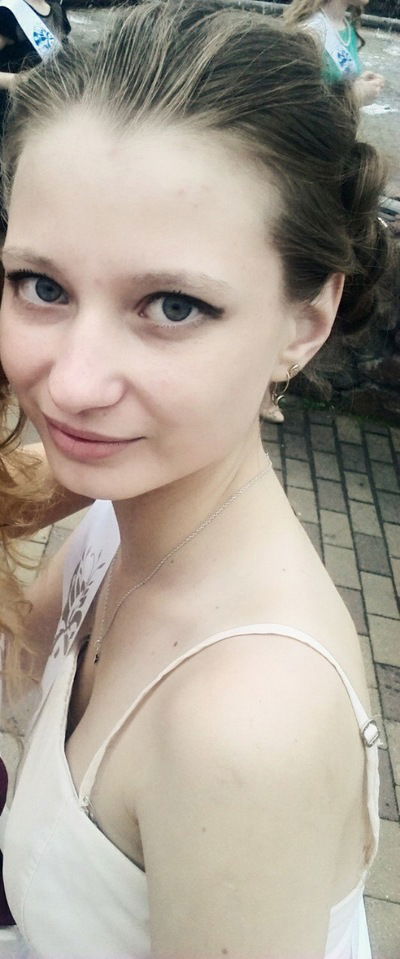 Настя Иванилова