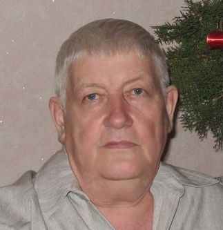 Александр Лавров