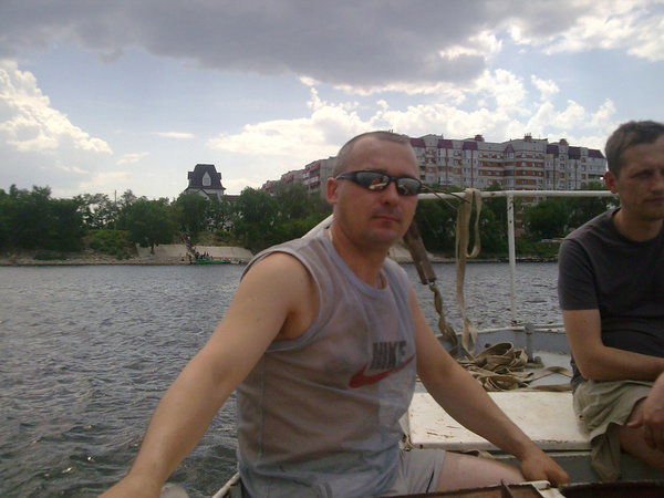 Николай Антонов