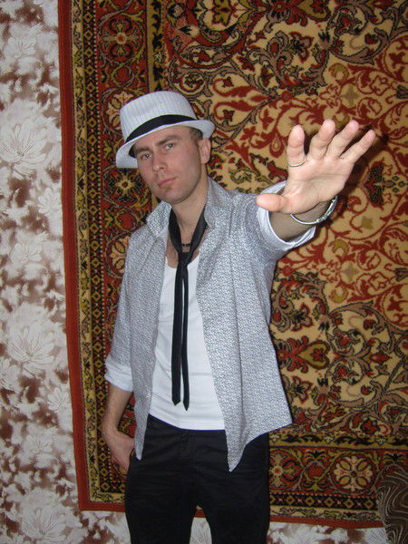 Неизвестно Неизвестно