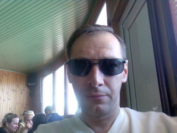 Дмитрий Глазков