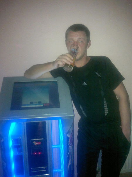 Юрий Шустов