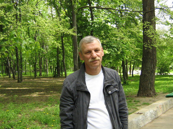 Виктор Караичев