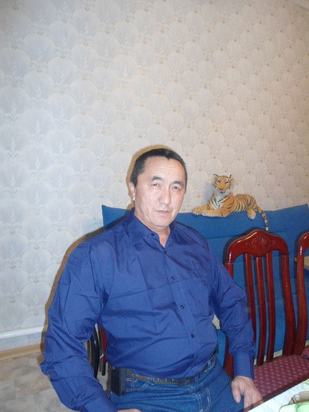 Мейраш Божанов