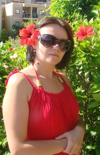 Елена Наурызали