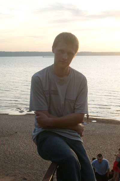 Александр Бровин