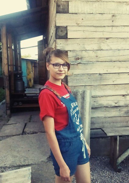 Валя Сухарева