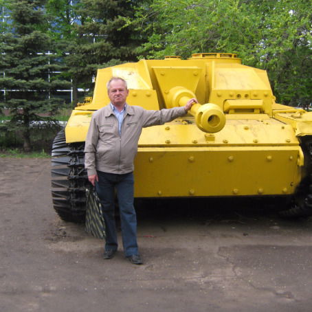 Валера Канушин