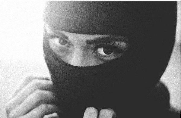 Анна Закарян