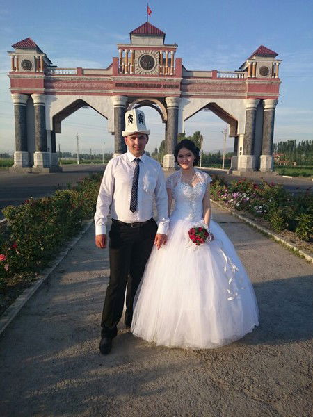 Айпери Жоодар